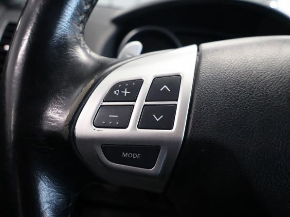 Mitsubishi Outlander II Рестайлинг с пробегом 2010 года, цена 989 000 рублей, 167449 км, внедорожник, Автокод Объявления