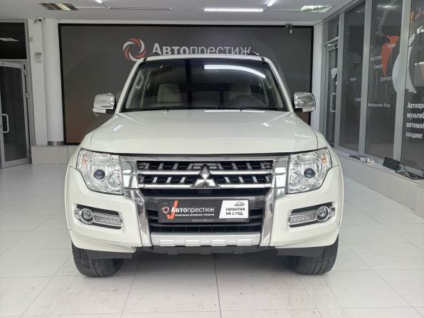 Mitsubishi Pajero IV Рестайлинг 2 с пробегом 2018 года, цена 2 880 000 рублей, 120933 км, внедорожник, Автокод Объявления