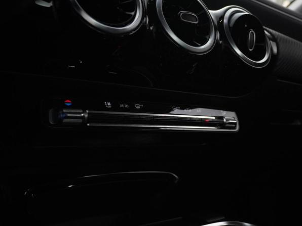 Mercedes-Benz A-Класс IV (W177) с пробегом 2020 года, цена 1 999 077 рублей, 102278 км, седан, Автокод Объявления
