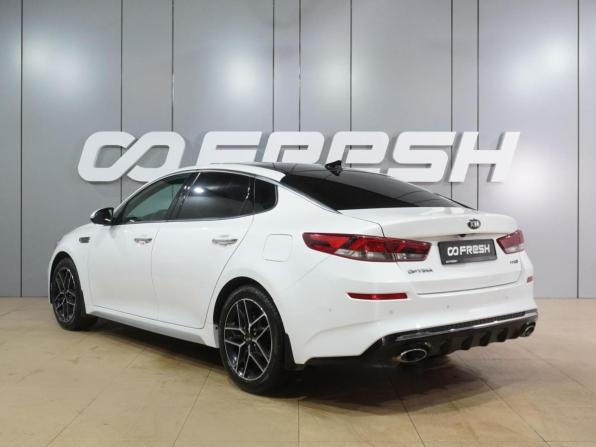 Kia Optima IV Рестайлинг с пробегом 2018 года, цена 1 550 000 рублей, 242272 км, седан, Автокод Объявления