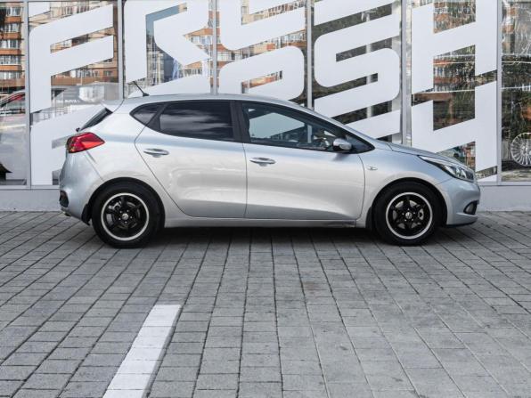 Kia Ceed II с пробегом 2015 года, цена 1 265 000 рублей, 128011 км, хэтчбек, Автокод Объявления