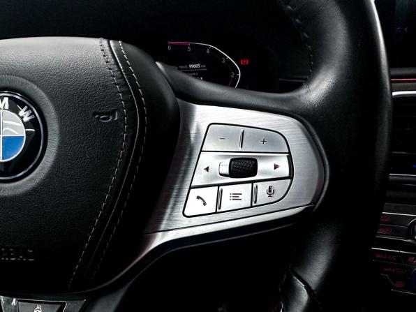 BMW 7 серии VI (G11/G12) Рестайлинг с пробегом 2021 года, цена 5 998 990 рублей, 99656 км, седан, Автокод Объявления