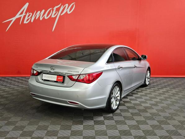 Hyundai Sonata VI (YF) с пробегом 2011 года, цена 595 000 рублей, 408246 км, седан, Автокод Объявления