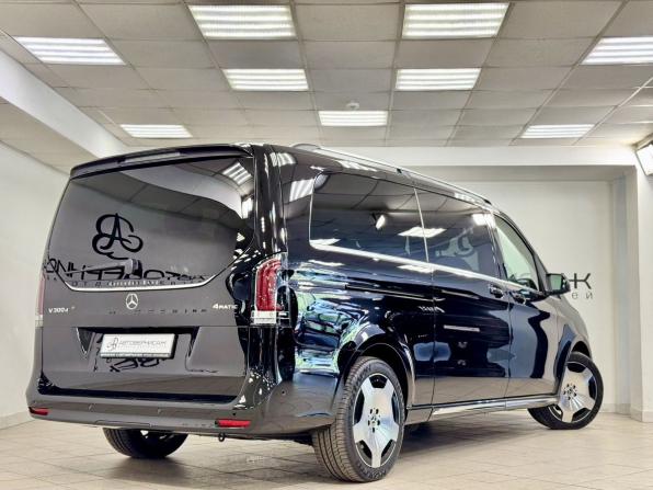 Mercedes-Benz V-Класс III (W447) Рестайлинг 2 с пробегом 2025 года, цена 13 990 000 рублей, 609 км, минивэн, Автокод Объявления