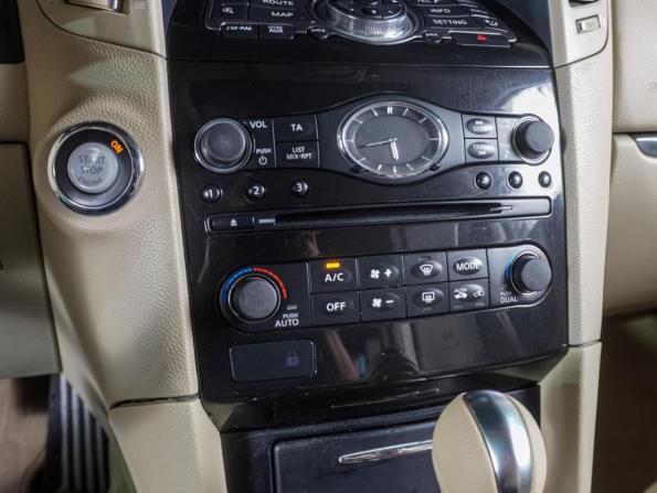 Infiniti FX II (S51) Рестайлинг с пробегом 2012 года, цена 1 899 000 рублей, 147348 км, внедорожник, Автокод Объявления