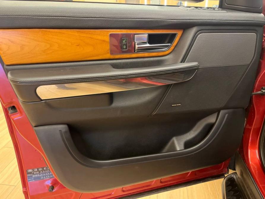Land Rover Range Rover Sport I Рестайлинг Санкт-Петербург  - изображение 8