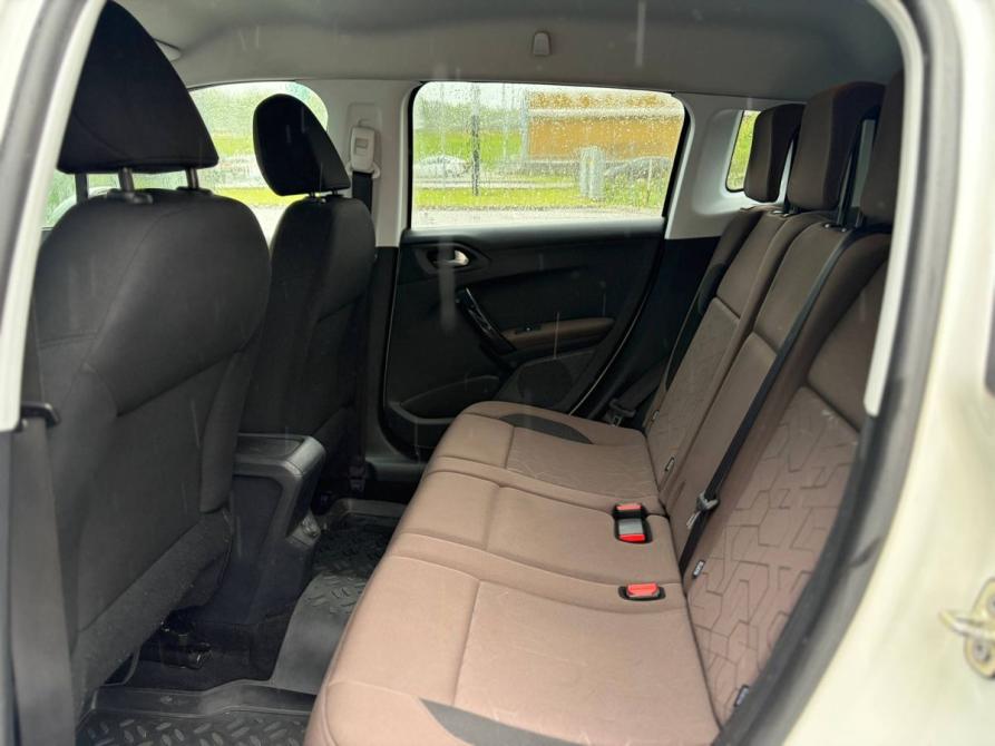Peugeot 2008 I Санкт-Петербург  - изображение 17