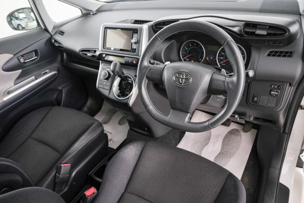 Toyota Wish II Красноярск  - изображение 9