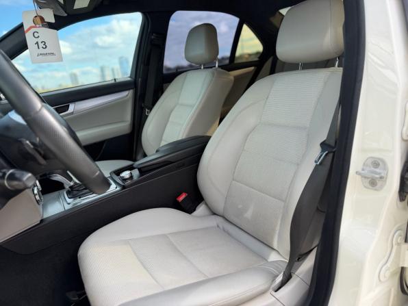 Mercedes-Benz C-Класс III (W204) Рестайлинг с пробегом 2011 года, цена 1 400 000 рублей, 264244 км, седан, Автокод Объявления
