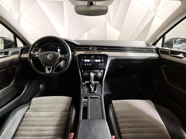 Volkswagen Passat B8 с пробегом 2017 года, цена 1 815 000 рублей, 181765 км, седан, Автокод Объявления