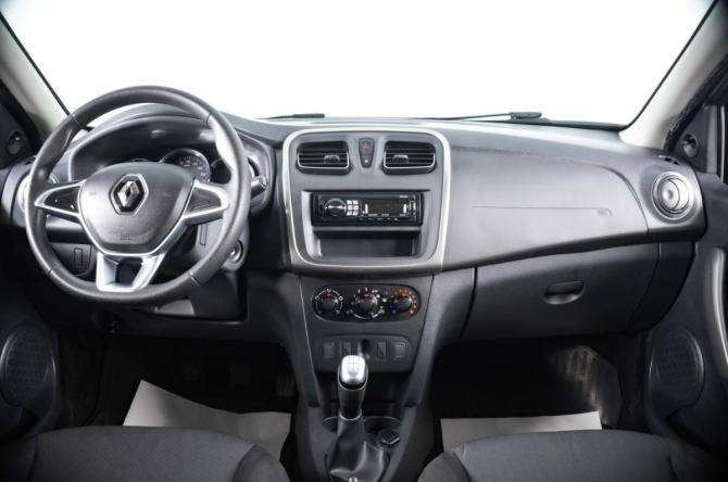 Renault Logan II Рестайлинг с пробегом 2021 года, цена 1 259 000 рублей, 25000 км, седан, Автокод Объявления