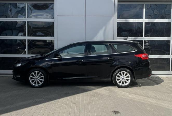 Ford Focus III Рестайлинг с пробегом 2017 года, цена 1 095 000 рублей, 120000 км, универсал, Автокод Объявления