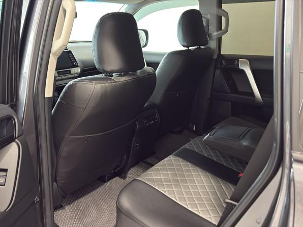 Toyota Land Cruiser Prado 150 Series Рестайлинг 3 с пробегом 2022 года, цена 6 135 000 рублей, 22080 км, внедорожник, Автокод Объявления