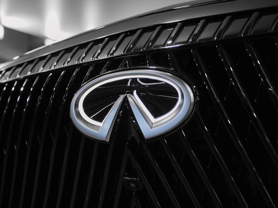 Infiniti QX80 II Москва  - изображение 3