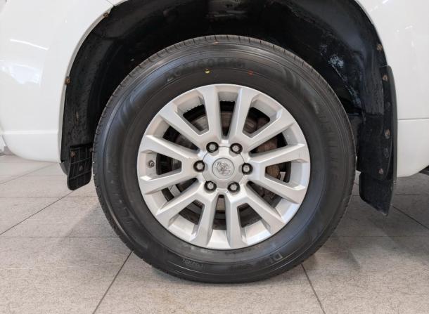 Toyota Land Cruiser Prado 150 Series Рестайлинг 1 с пробегом 2014 года, цена 3 500 000 рублей, 135157 км, внедорожник, Автокод Объявления
