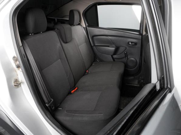 Renault Logan II Рестайлинг с пробегом 2019 года, цена 869 000 рублей, 103552 км, седан, Автокод Объявления