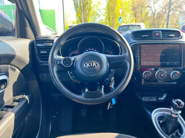 Kia Soul II Рестайлинг с пробегом 2018 года, цена 1 485 200 рублей, 102065 км, хэтчбек, Автокод Объявления
