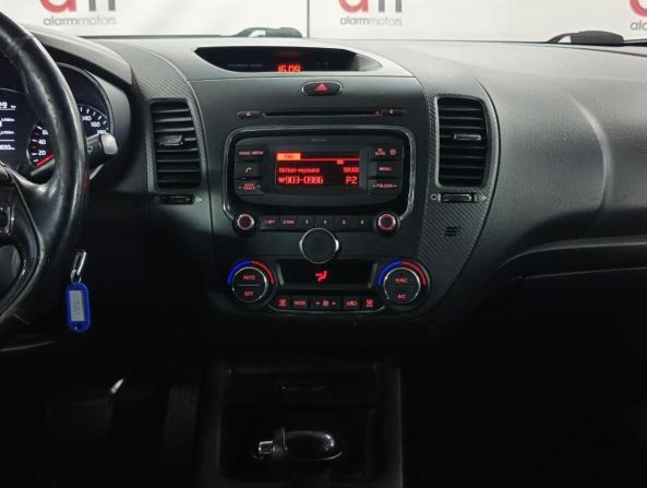 Kia Cerato III Рестайлинг (Classic) с пробегом 2018 года, цена 1 299 000 рублей, 200000 км, седан, Автокод Объявления