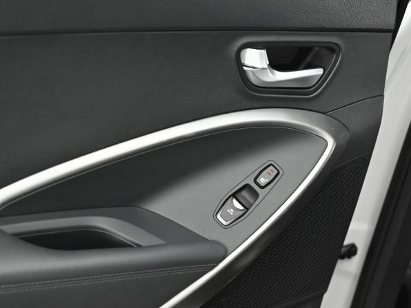 Hyundai Santa Fe III с пробегом 2014 года, цена 1 549 000 рублей, 142000 км, внедорожник, Автокод Объявления
