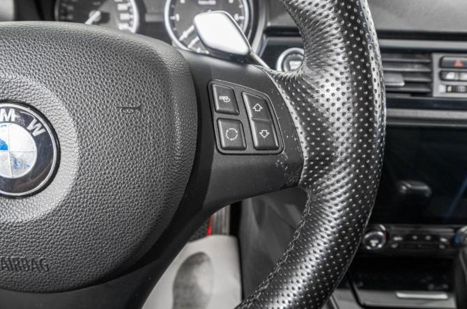 BMW 3 серии V (E90/E91/E92/E93) с пробегом 2010 года, цена 1 049 000 рублей, 297000 км, седан, Автокод Объявления