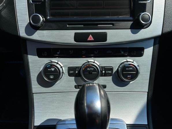 Volkswagen Passat CC I Рестайлинг с пробегом 2012 года, цена 1 370 000 рублей, 234999 км, седан, Автокод Объявления
