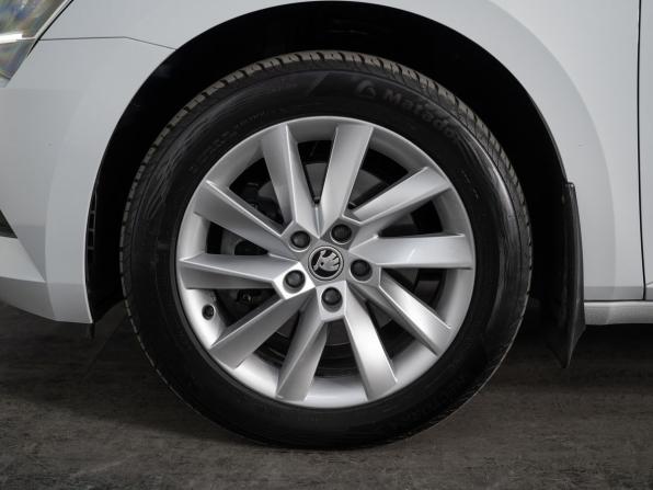 Skoda Superb III с пробегом 2016 года, цена 2 130 000 рублей, 109929 км, лифтбек, Автокод Объявления