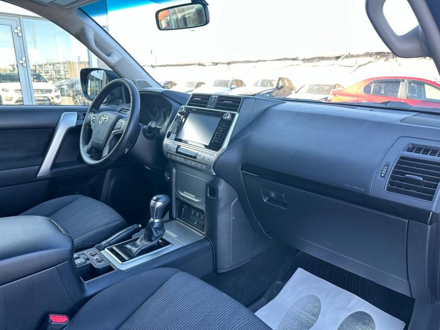 Toyota Land Cruiser Prado 150 Series Рестайлинг 2 Пермь  - изображение 17