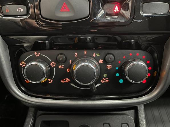 Renault Duster I с пробегом 2013 года, цена 945 000 рублей, 90823 км, внедорожник, Автокод Объявления