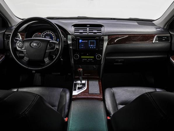 Toyota Camry VII (XV50) с пробегом 2013 года, цена 1 950 000 рублей, 127261 км, седан, Автокод Объявления