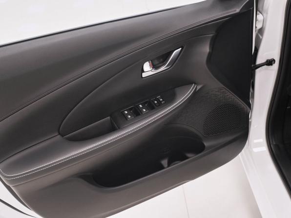 Changan Alsvin с пробегом 2023 года, цена 1 064 000 рублей, 69111 км, седан, Автокод Объявления