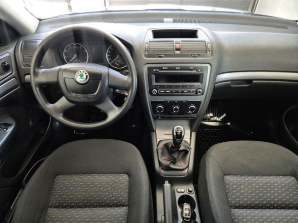 Skoda Octavia II (A5) Рестайлинг с пробегом 2013 года, цена 649 000 рублей, 173463 км, лифтбек, Автокод Объявления