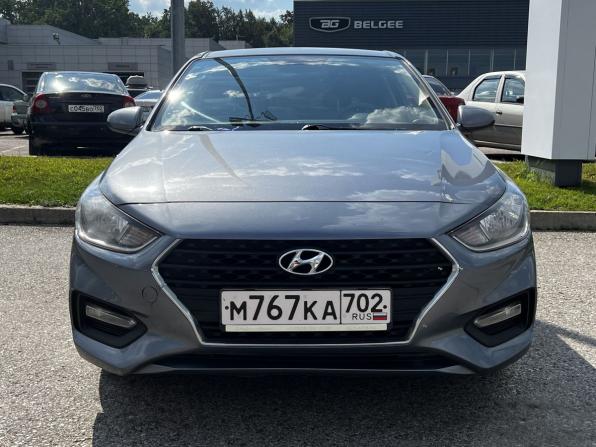 Hyundai Solaris II с пробегом 2018 года, цена 1 240 000 рублей, 116763 км, седан, Автокод Объявления