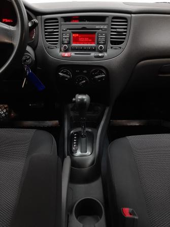 Kia Rio II Рестайлинг с пробегом 2011 года, цена 590 000 рублей, 122930 км, хэтчбек, Автокод Объявления
