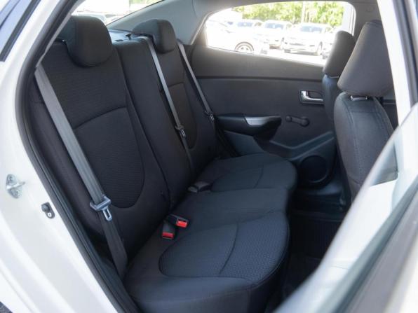 Kia Rio III с пробегом 2012 года, цена 825 000 рублей, 106479 км, седан, Автокод Объявления