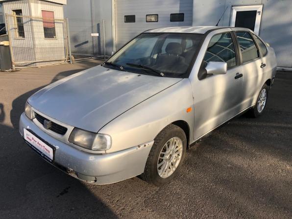 SEAT Cordoba I с пробегом 1999 года, цена 149 000 рублей, 66001 км, седан, Автокод Объявления