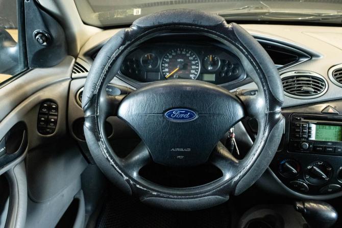 Ford Focus I (North America) с пробегом 2003 года, цена 279 000 рублей, 213005 км, седан, Автокод Объявления