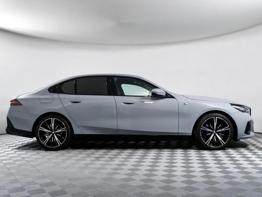 BMW 5 серии VIII (G60/G61/G68) Москва  - изображение 4