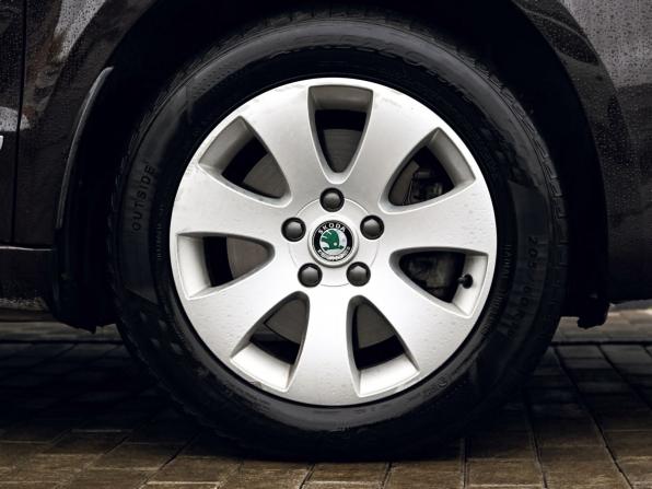 Skoda Superb II с пробегом 2012 года, цена 1 005 000 рублей, 309951 км, лифтбек, Автокод Объявления