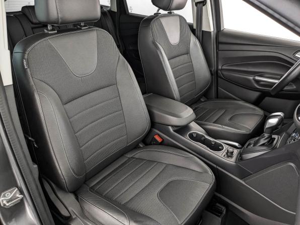 Ford Kuga II с пробегом 2013 года, цена 1 500 000 рублей, 68511 км, внедорожник, Автокод Объявления