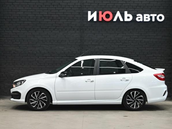 Lada (ВАЗ) Granta I Рестайлинг с пробегом 2024 года, цена 1 300 000 рублей, 24323 км, лифтбек, Автокод Объявления