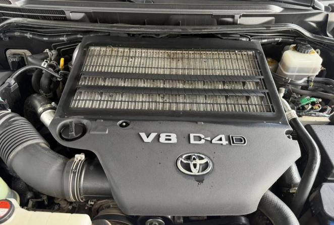 Toyota Land Cruiser 200 Series Рестайлинг 2 с пробегом 2015 года, цена 5 717 000 рублей, 140586 км, внедорожник, Автокод Объявления