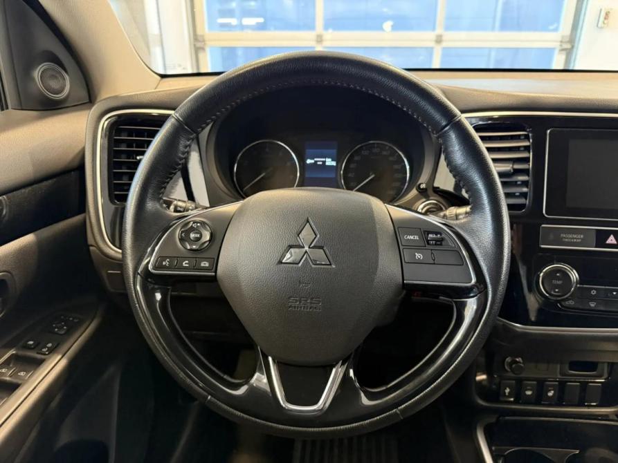 Mitsubishi Outlander III Рестайлинг 3 Подольск  - изображение 18