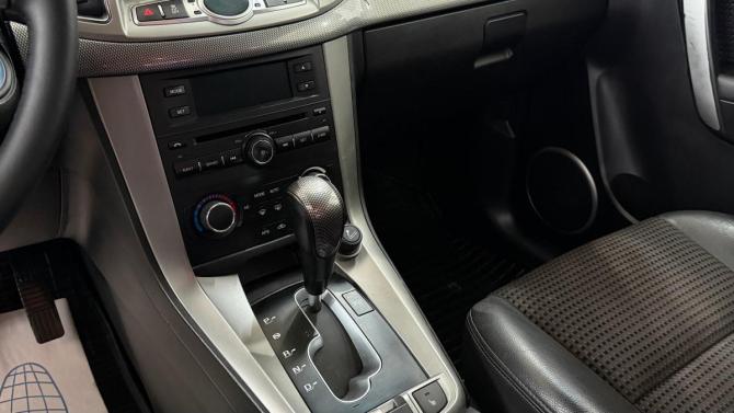 Chevrolet Captiva I Рестайлинг с пробегом 2012 года, цена 1 235 000 рублей, 201000 км, внедорожник, Автокод Объявления