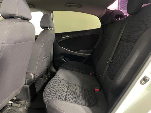 Hyundai Solaris I Рестайлинг с пробегом 2014 года, цена 745 000 рублей, 239055 км, седан, Автокод Объявления