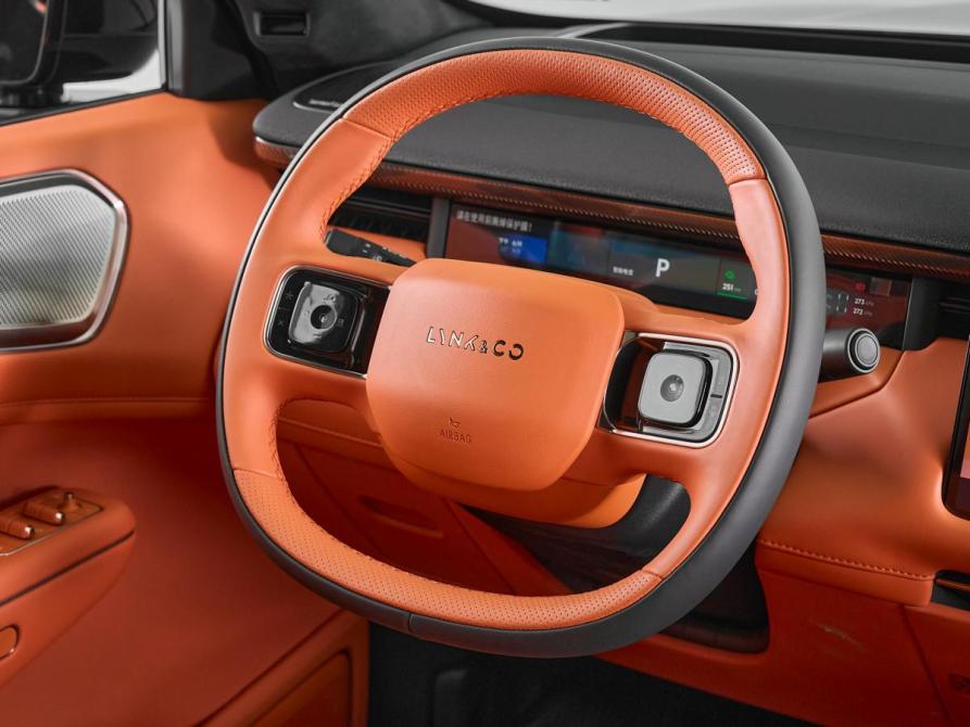 Lynk &amp; Co 900 Москва  - изображение 11