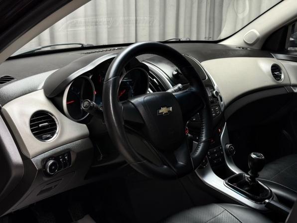 Chevrolet Cruze I Рестайлинг с пробегом 2013 года, цена 649 000 рублей, 213549 км, хэтчбек, Автокод Объявления