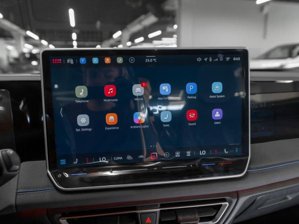 Volkswagen Tiguan III (China Market) с пробегом 2026 года, цена 4 800 000 рублей, 30 км, внедорожник, Автокод Объявления
