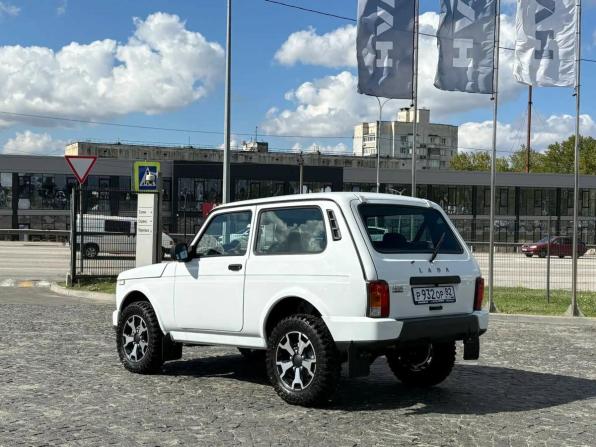 Lada (ВАЗ) Niva Legend I с пробегом 2024 года, цена 1 100 000 рублей, 1505 км, внедорожник, Автокод Объявления