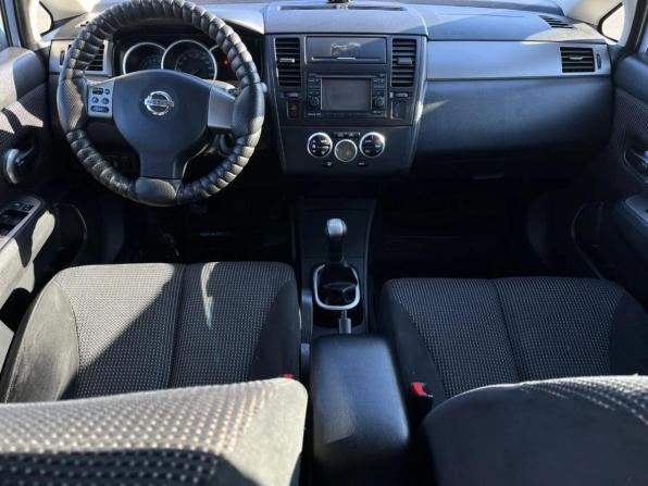 Nissan Tiida I с пробегом 2011 года, цена 800 000 рублей, 160309 км, хэтчбек, Автокод Объявления