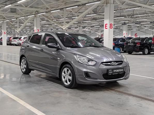 Hyundai Solaris I с пробегом 2014 года, цена 699 000 рублей, 193920 км, хэтчбек, Автокод Объявления